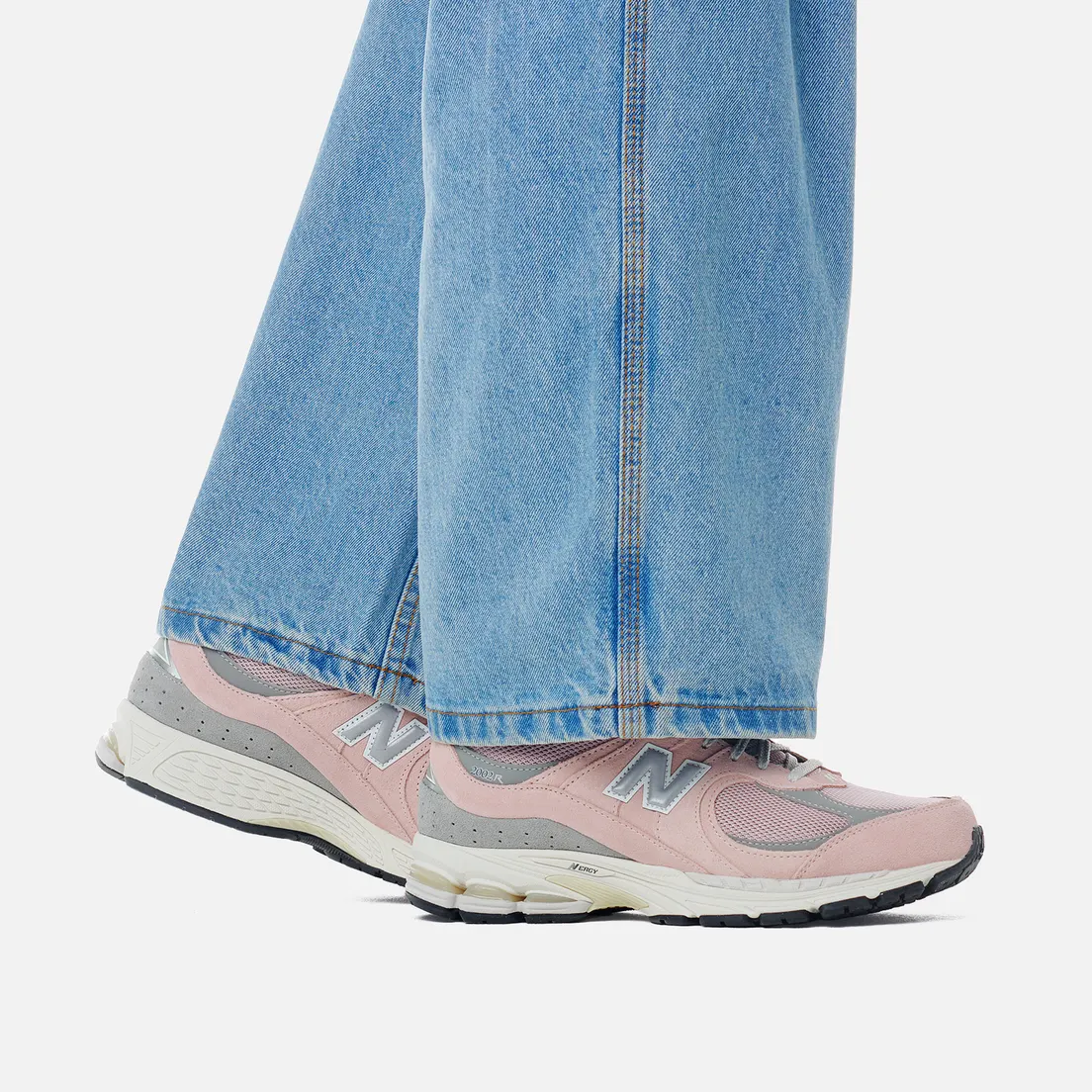 New Balance Мужские кроссовки M2002RFC