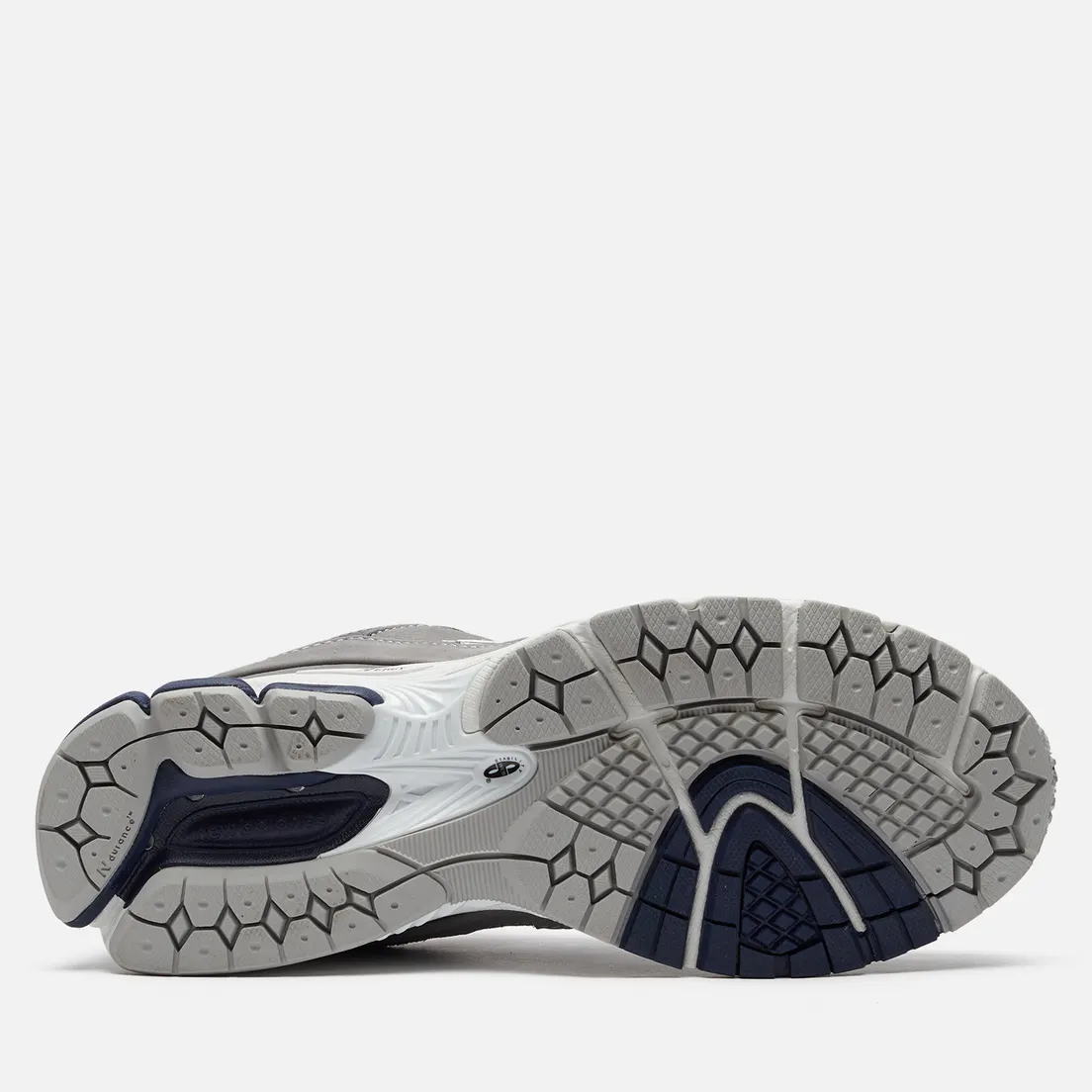 New Balance Мужские кроссовки x thisisneverthat 2002R