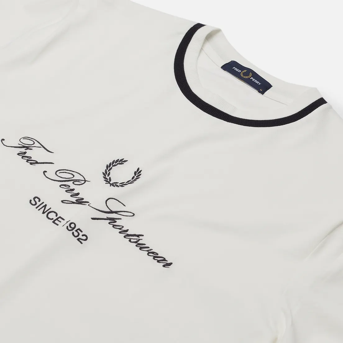 Fred Perry Мужская футболка Modernist Streetwear Script Embroidered