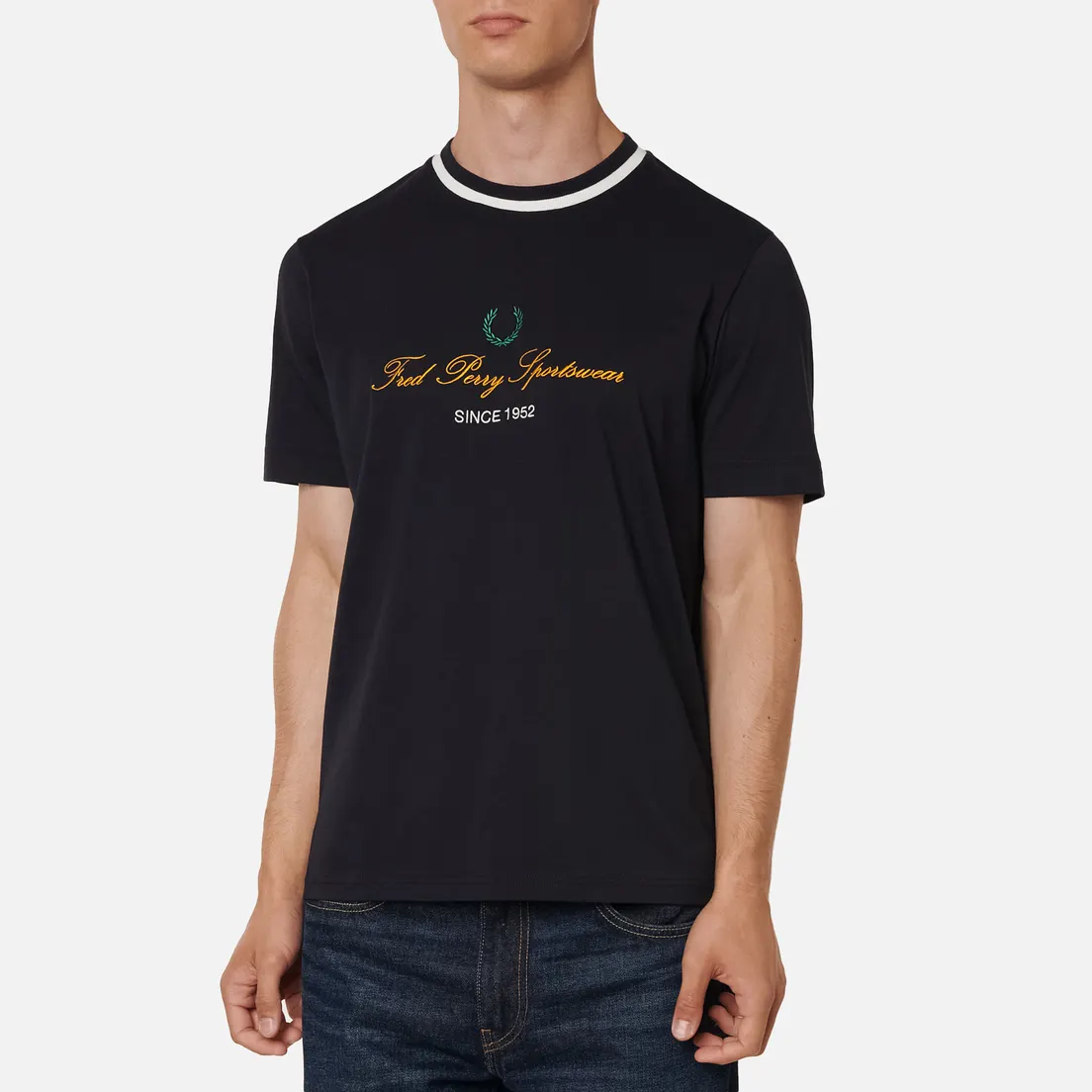 Fred Perry Мужская футболка Modernist Streetwear Script Embroidered