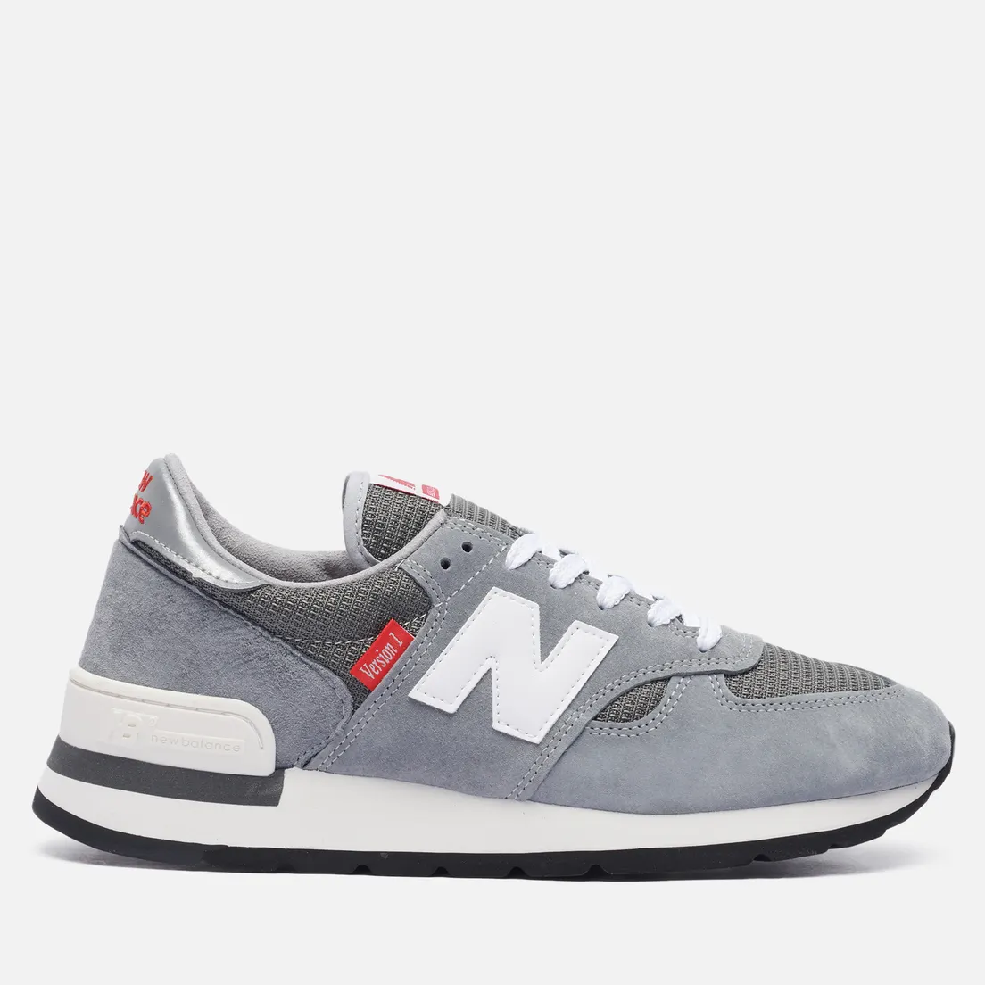 New Balance Кроссовки 990v1