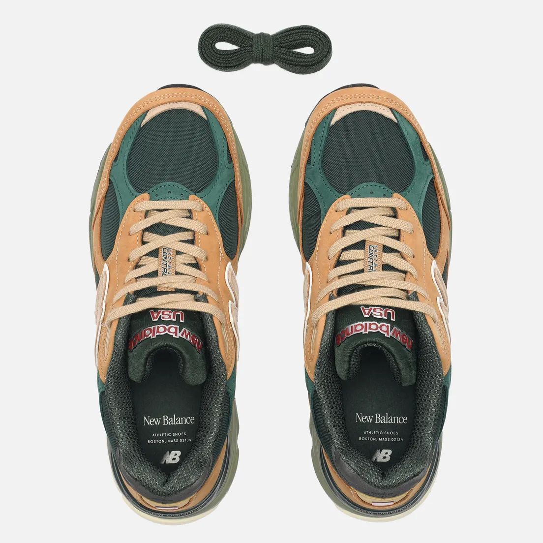 New Balance Мужские кроссовки x Teddy Santis 990v3