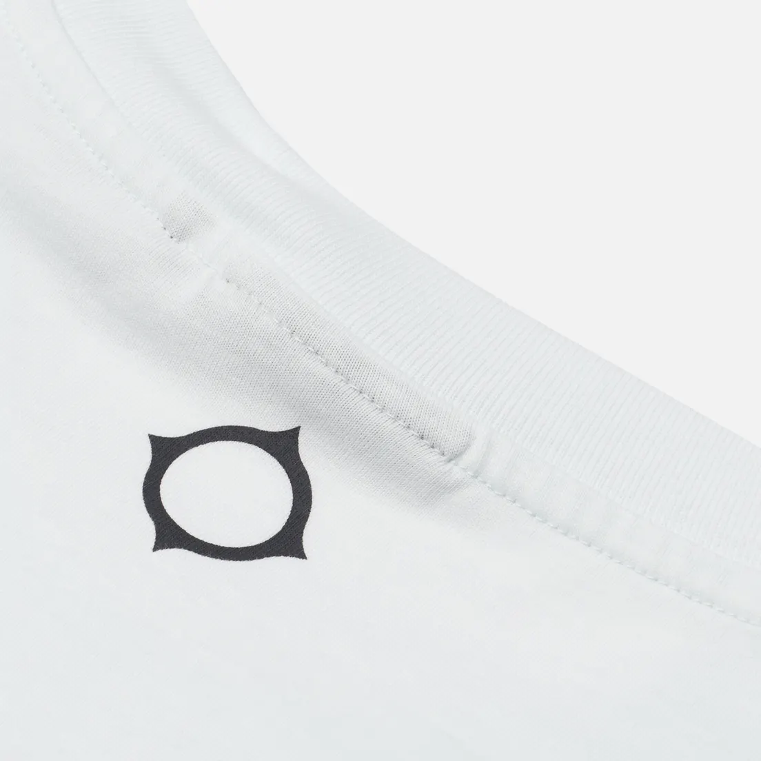 MA.Strum Мужской лонгслив Centre Chest Logo Print