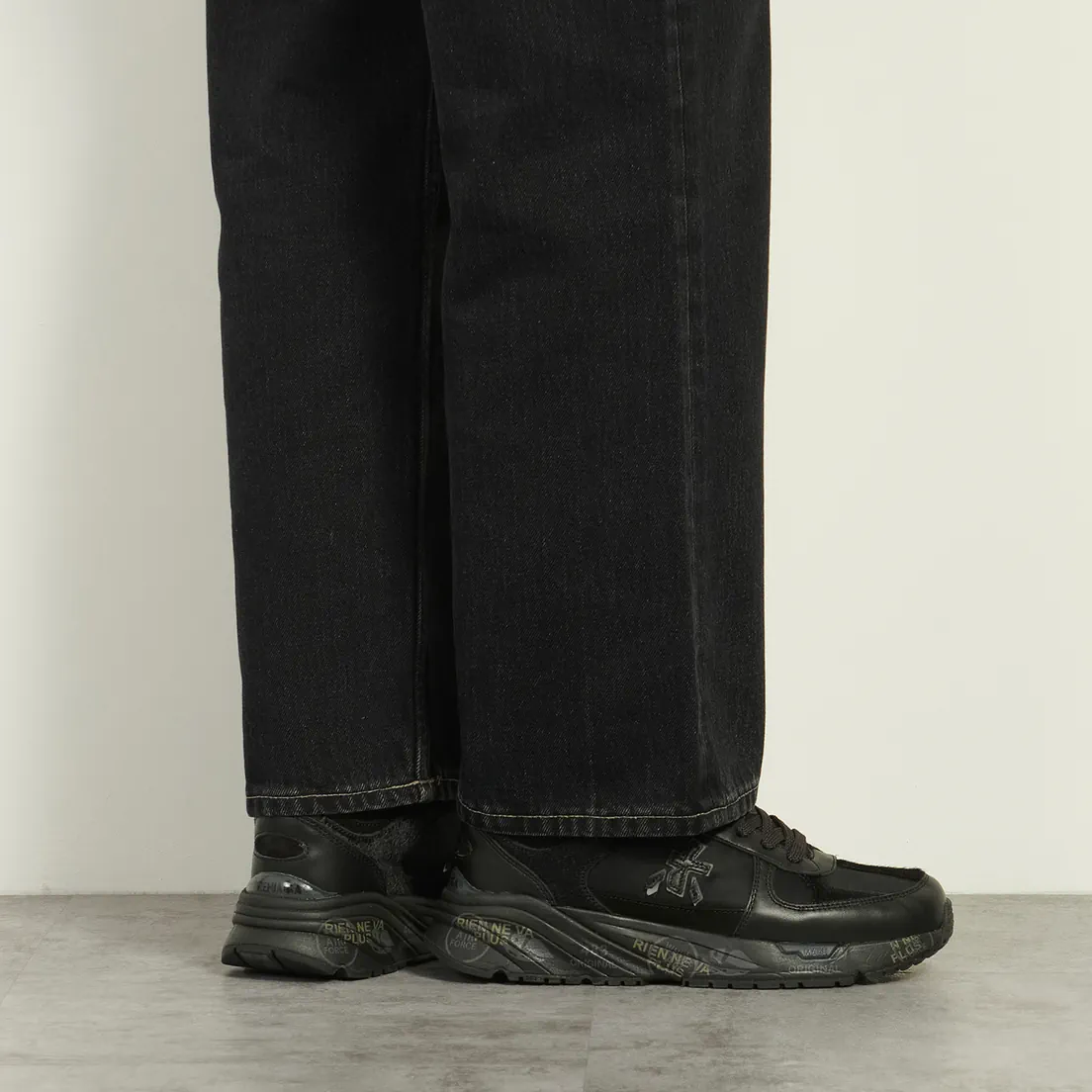 Premiata Женские кроссовки Mase-d 7822