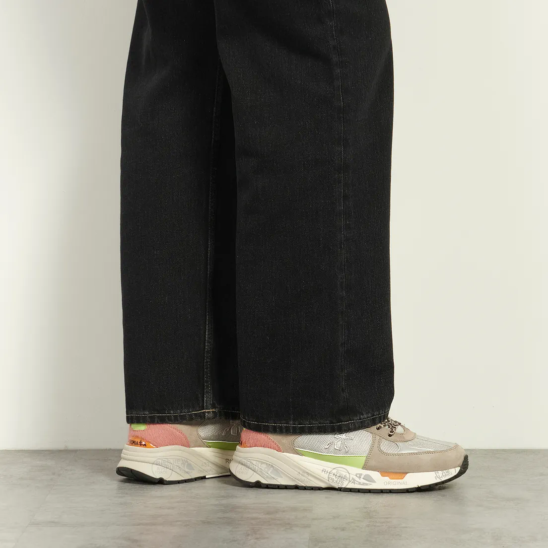 Premiata Женские кроссовки Mase-d 7827