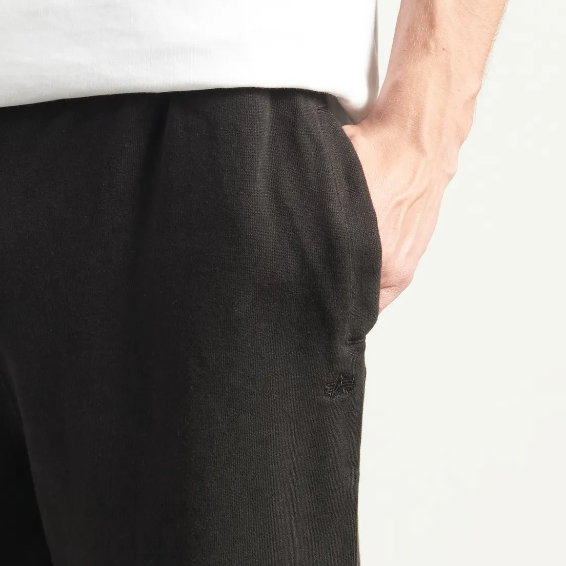 Alpha Industries Мужские брюки Essential French Terry