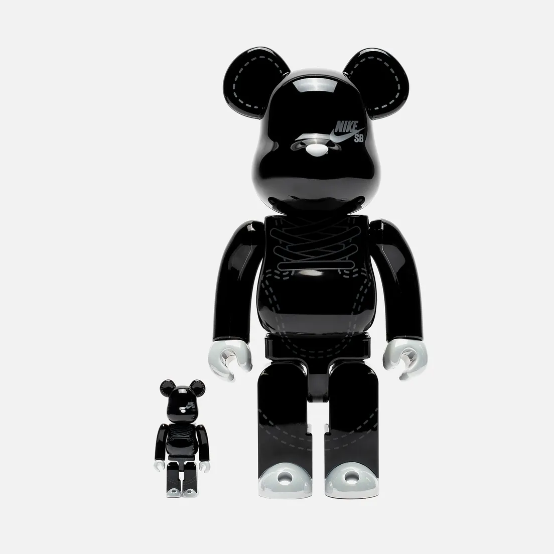 Medicom Toy Игрушка Nike SB 2020 Black 100% & 400%