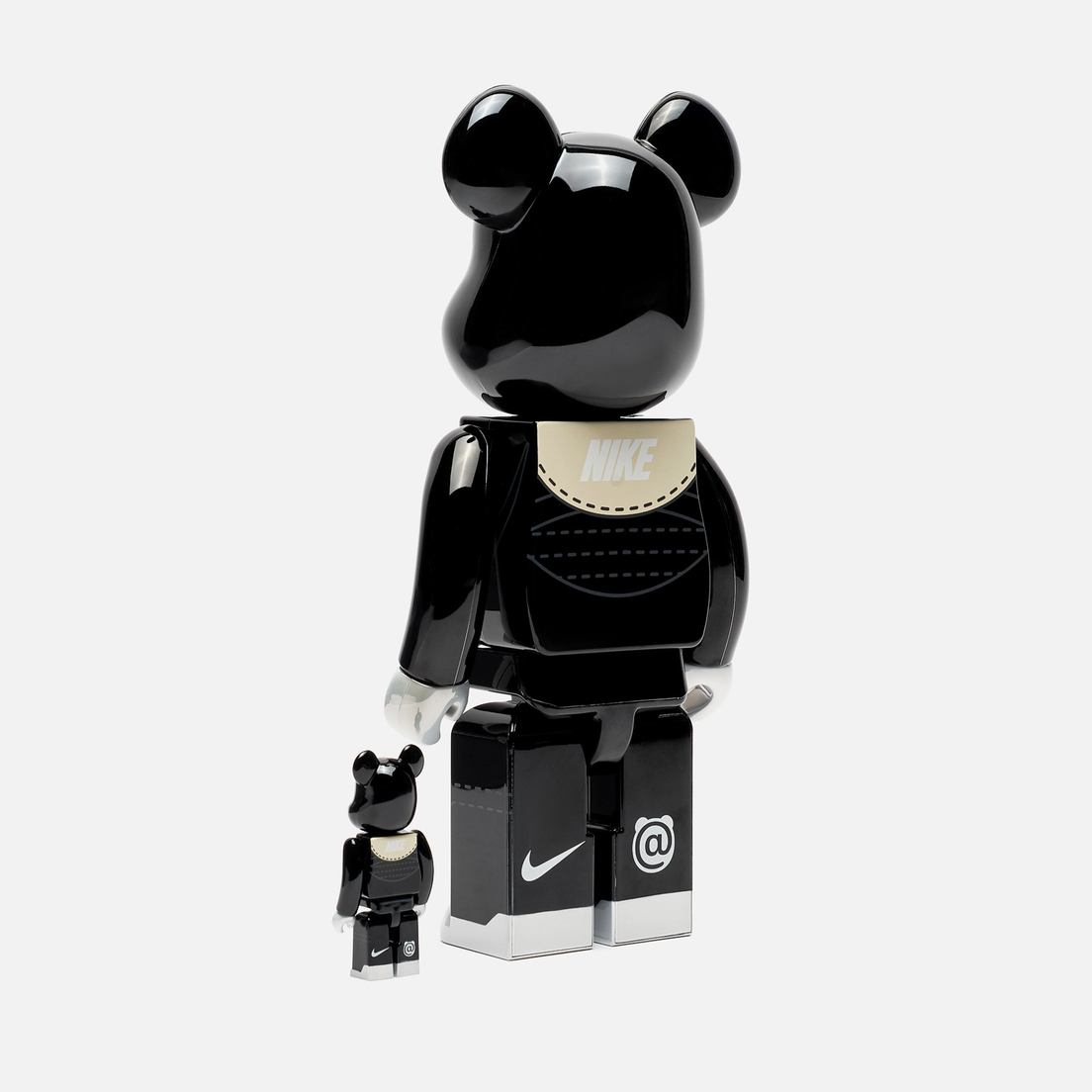 Medicom Toy Игрушка Nike SB 2020 Black 100% & 400%