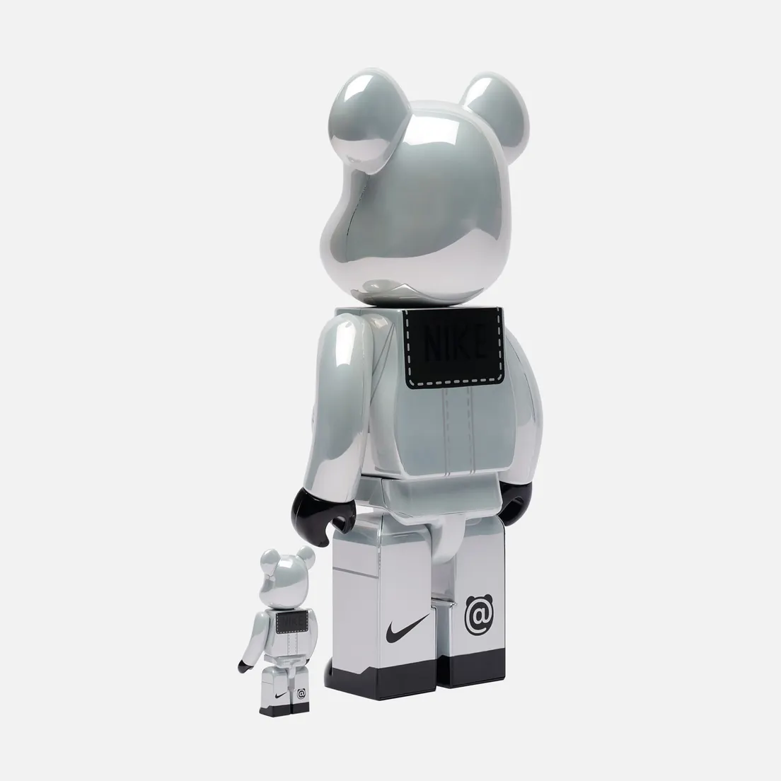 Medicom Toy Игрушка Nike SB 2020 White 100% & 400%