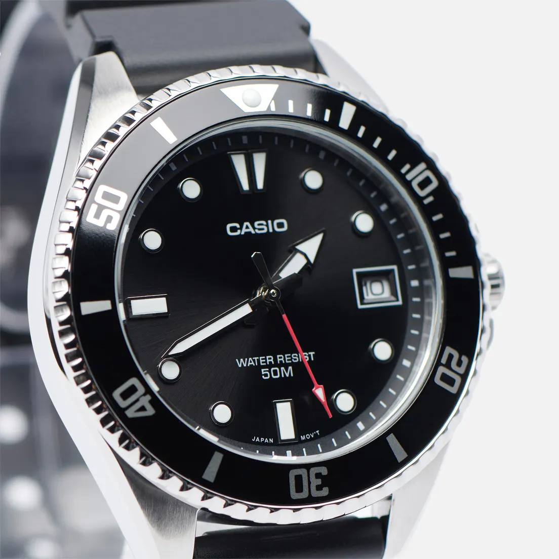 CASIO Наручные часы Collection MDV-10-1A1