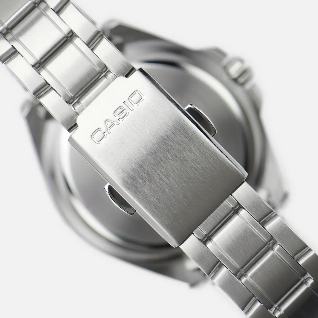 CASIO Наручные часы Collection MDV-10D-1A3
