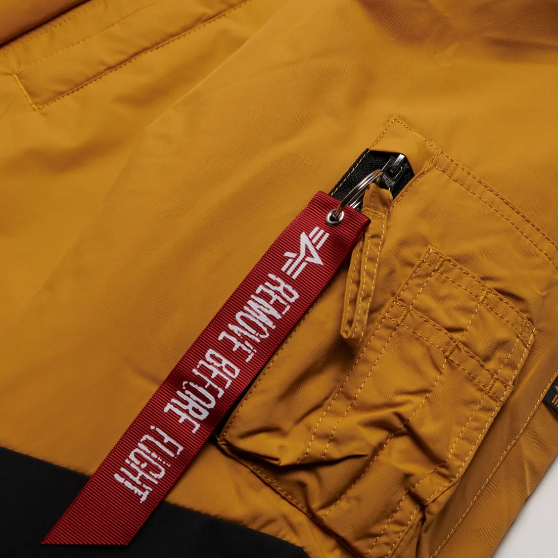 Alpha Industries Мужская куртка парка Avalanche Primaloft