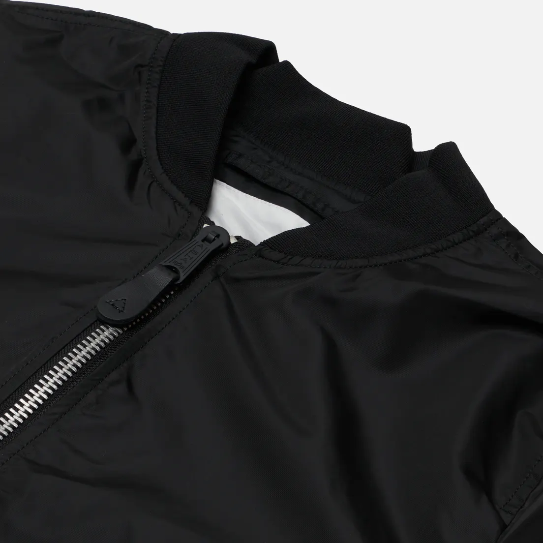 Alpha Industries Мужская куртка бомбер L-2B Dragonfly Blood Chit Flight