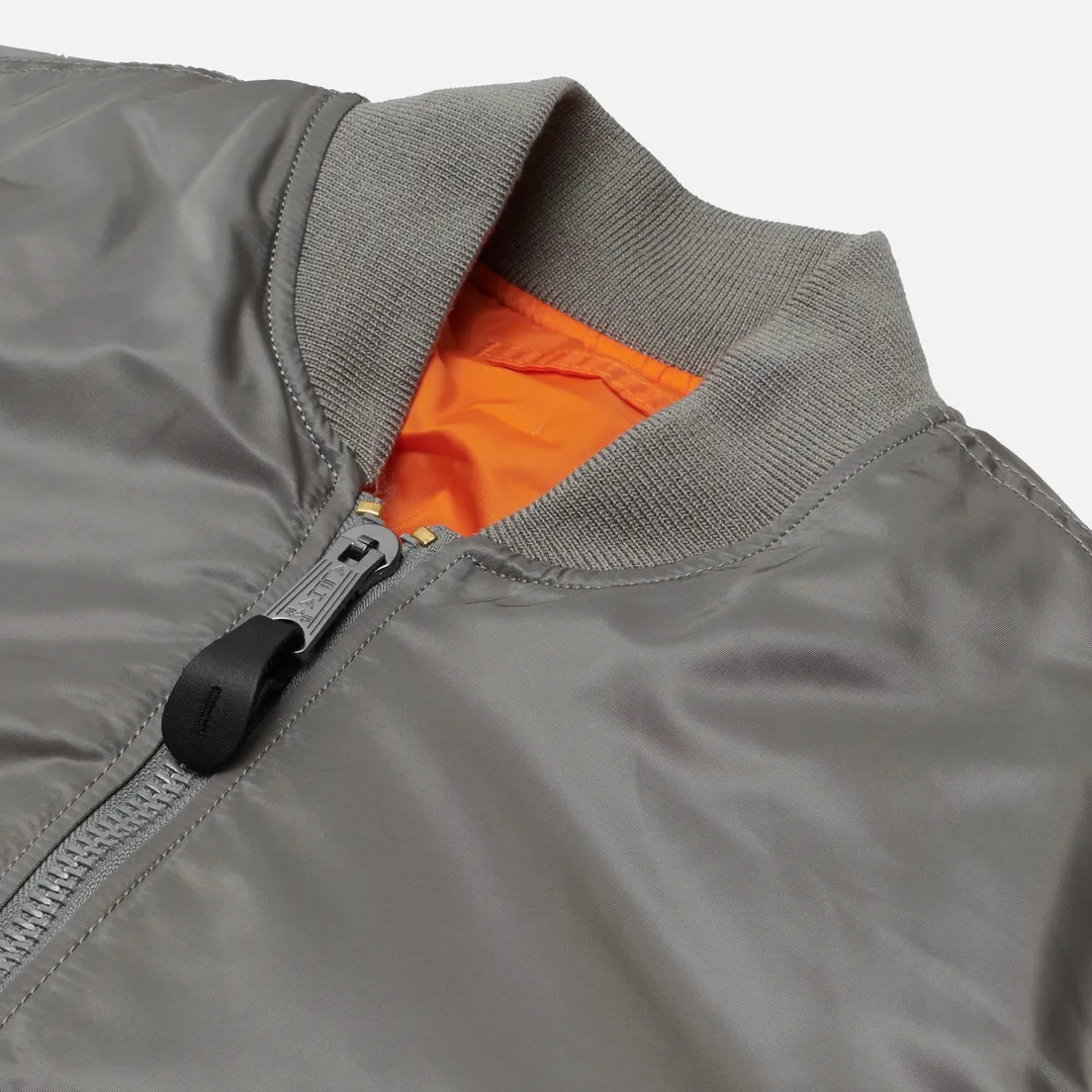 Alpha Industries Мужская куртка бомбер MA-1 Flight