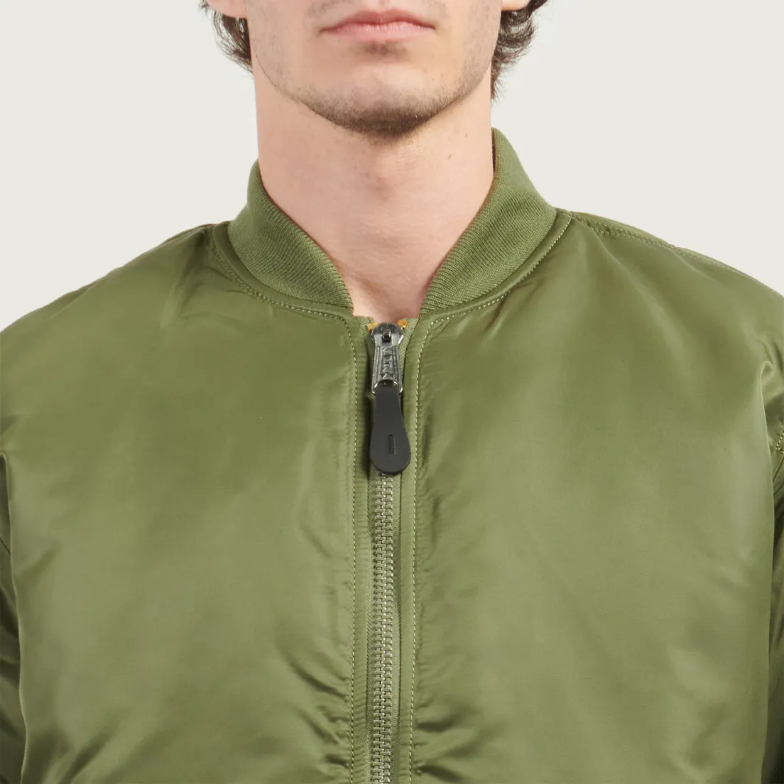 Alpha Industries Мужская куртка бомбер MA-1 Flight