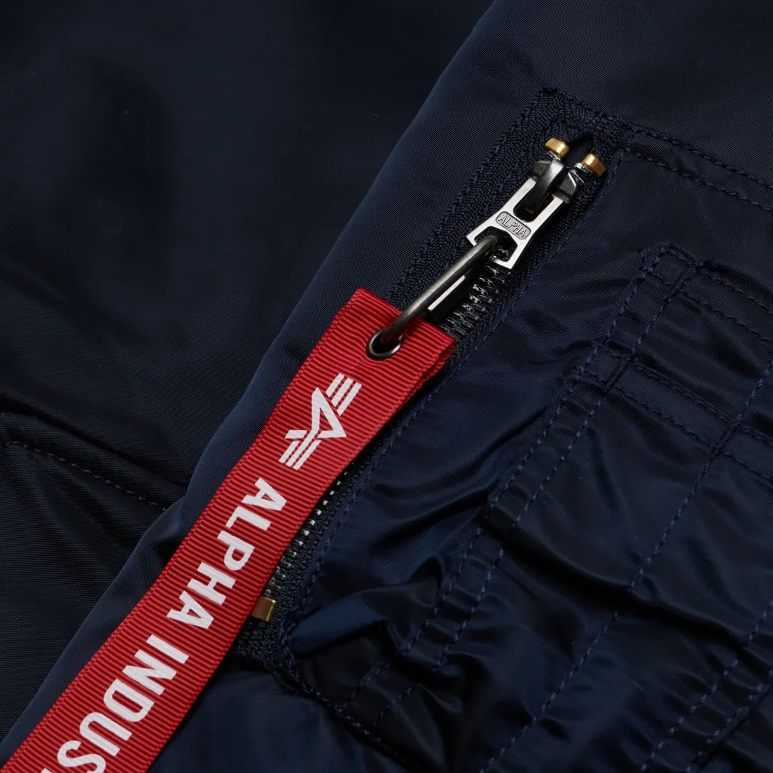 Alpha Industries Мужская куртка бомбер MA-1 Flight
