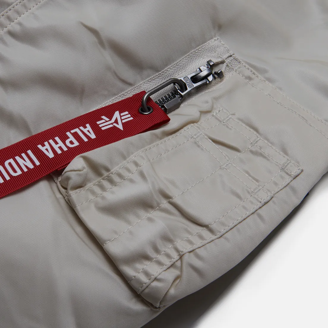 Alpha Industries Мужская куртка бомбер MA-1 Bloodchit Gen II Flight Oversized