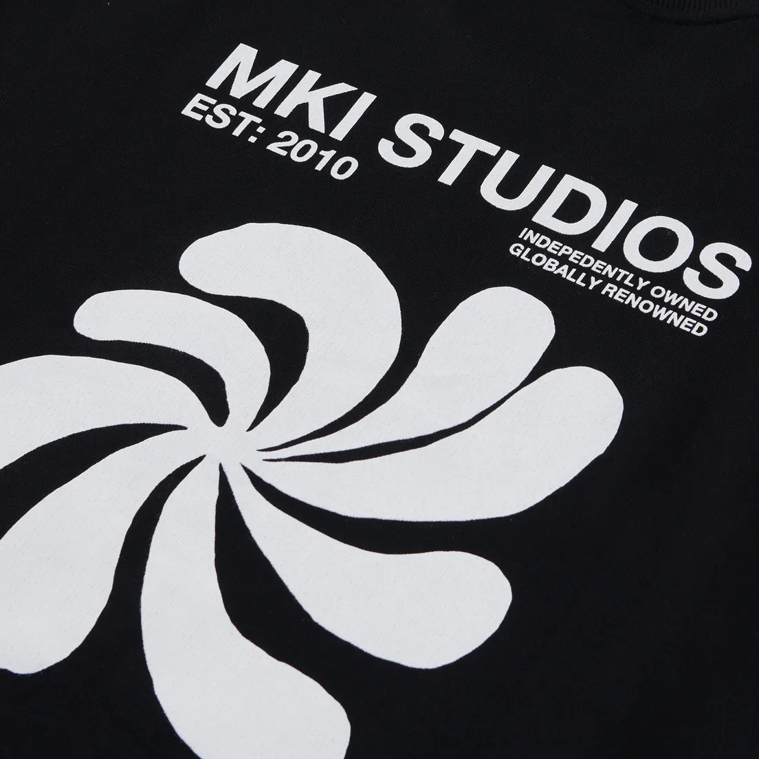 MKI Miyuki-Zoku Мужская толстовка Abstract Crewneck