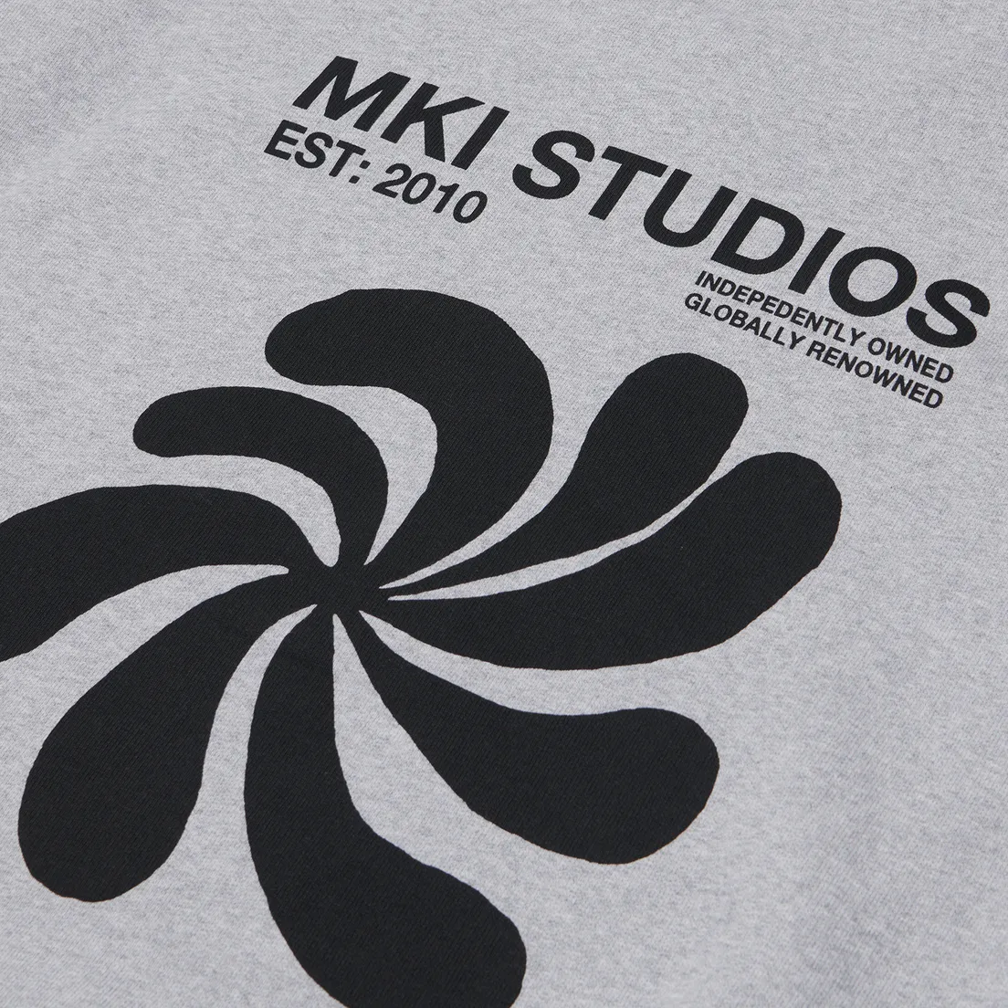 MKI Miyuki-Zoku Мужская толстовка Abstract Crewneck