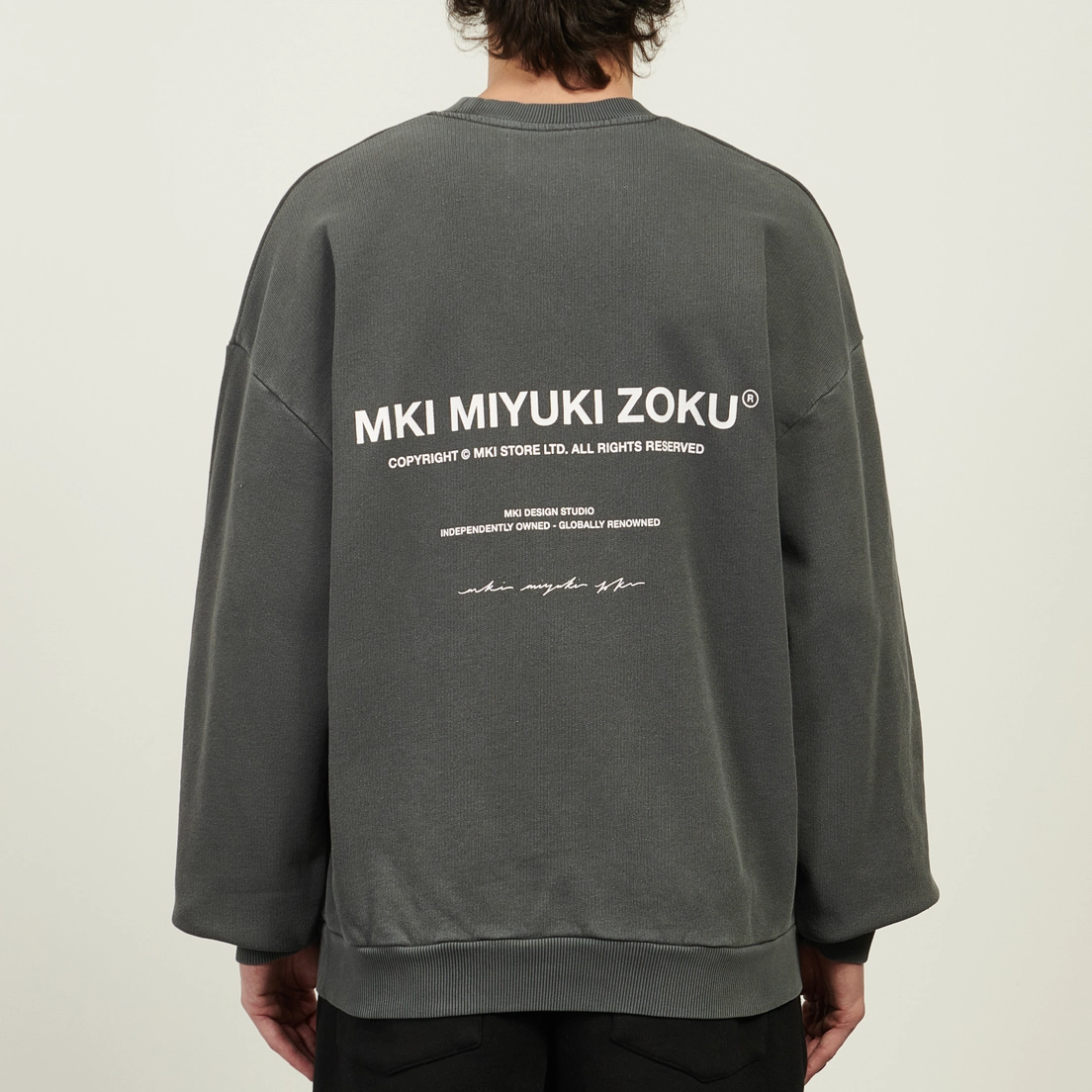 MKI Miyuki-Zoku Мужская толстовка Design Studio Crewneck