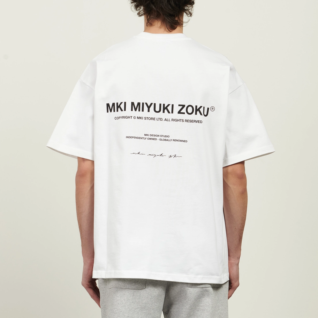 MKI Miyuki-Zoku Мужская футболка Design Studio