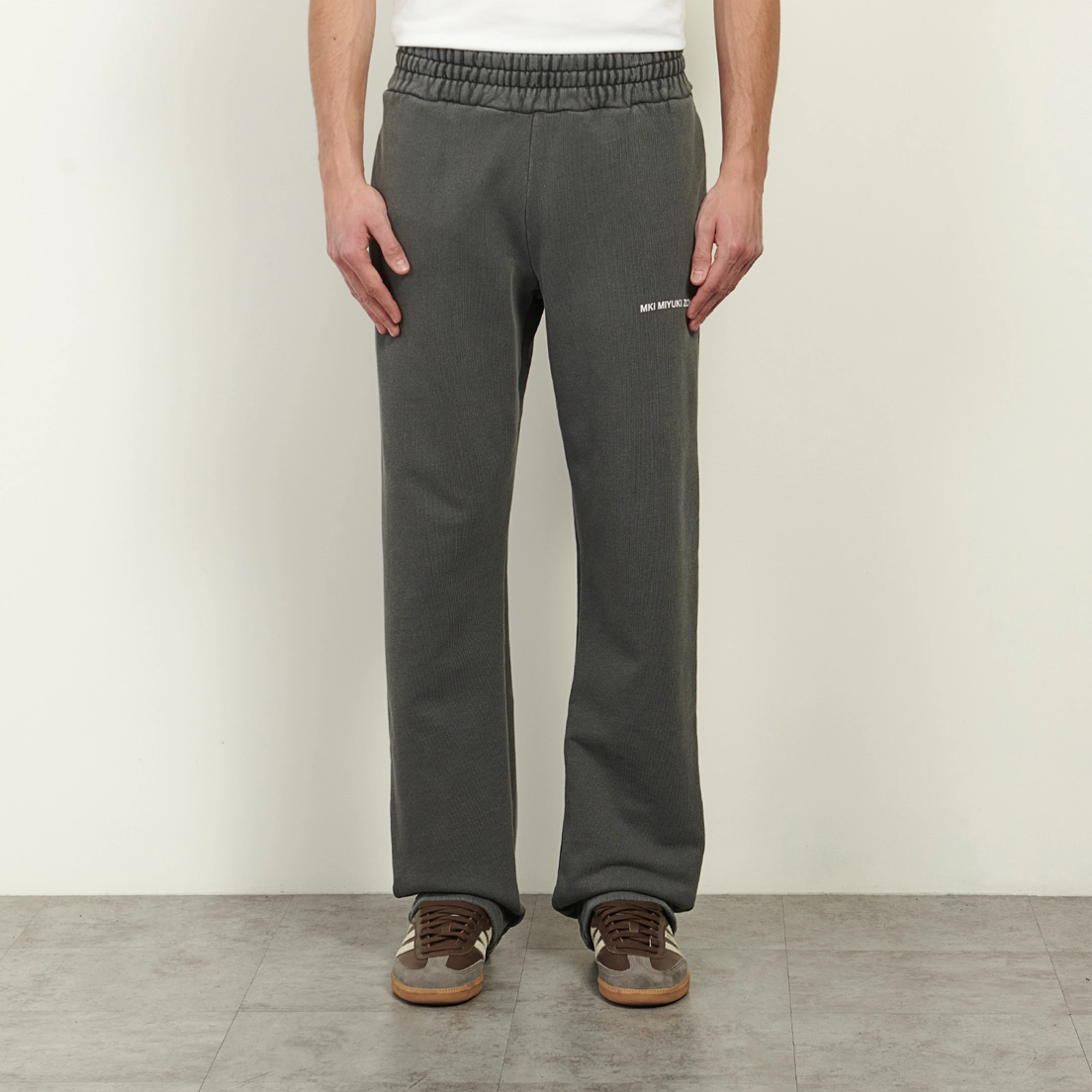 MKI Miyuki-Zoku Мужские брюки Uniform Wide Leg Joggers