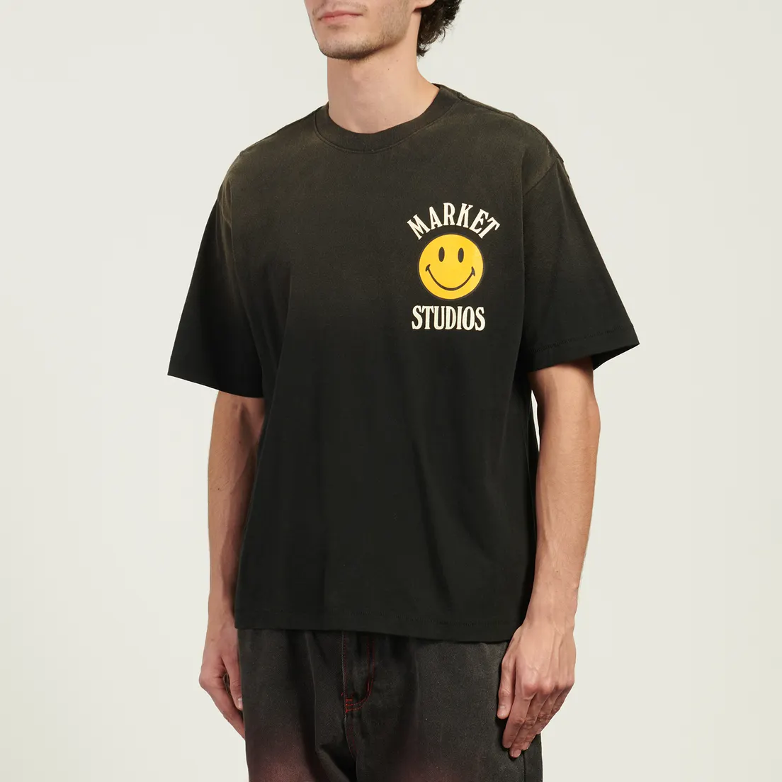 MARKET Мужская футболка x Smiley Upside Down Lockup