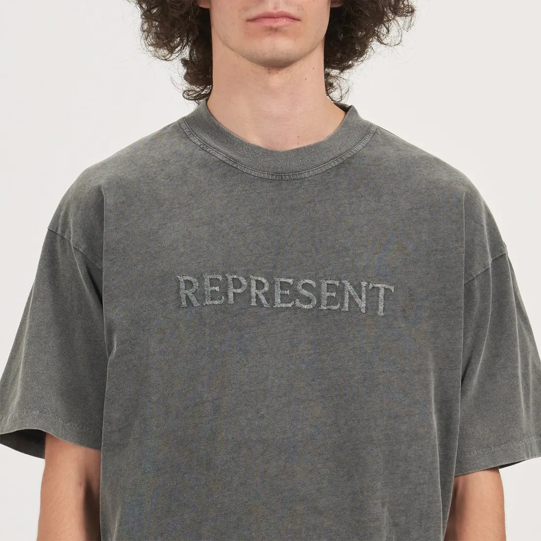 REPRESENT Мужская футболка Embroidered Serif Logo