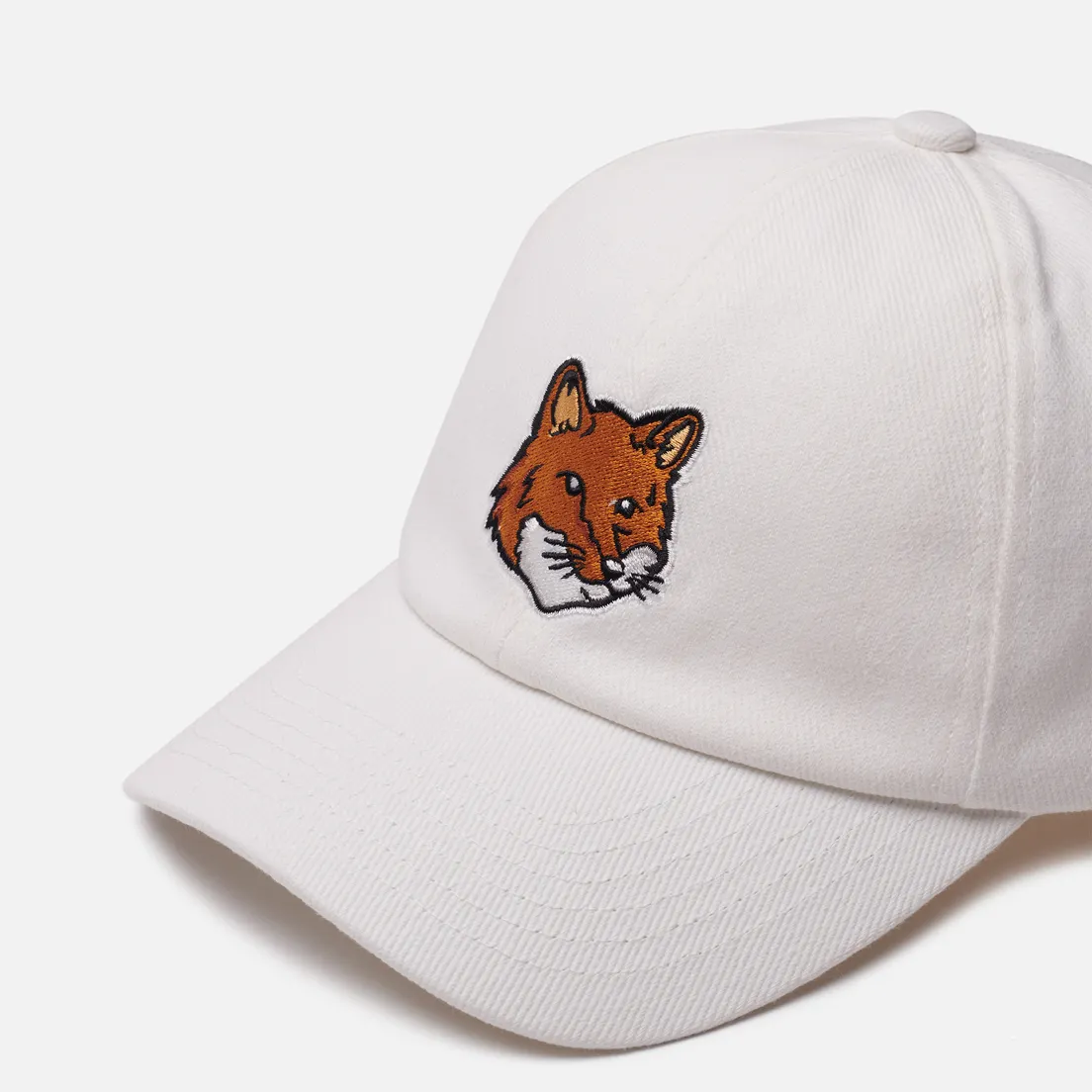 Maison Kitsune Кепка Large Fox Head 6P