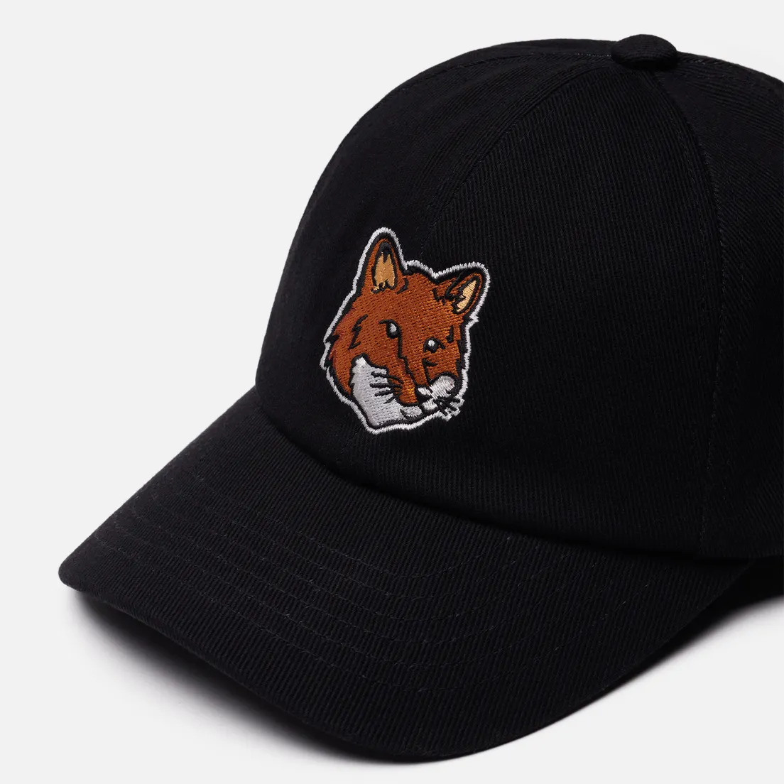 Maison Kitsune Кепка Large Fox Head 6P