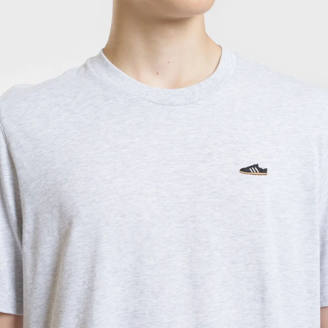 adidas Originals Мужская футболка Mini Embroidered Samba
