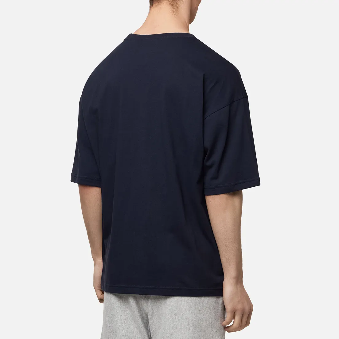 Champion Reverse Weave Мужская футболка Small Script Logo Muscle Fit