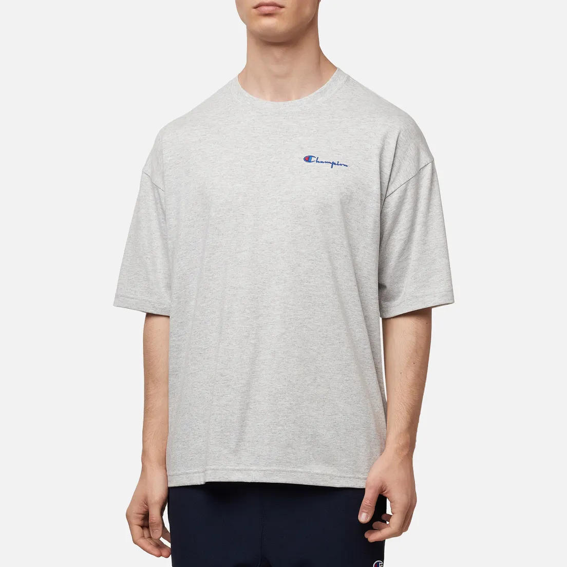 Champion Reverse Weave Мужская футболка Small Script Logo Muscle Fit