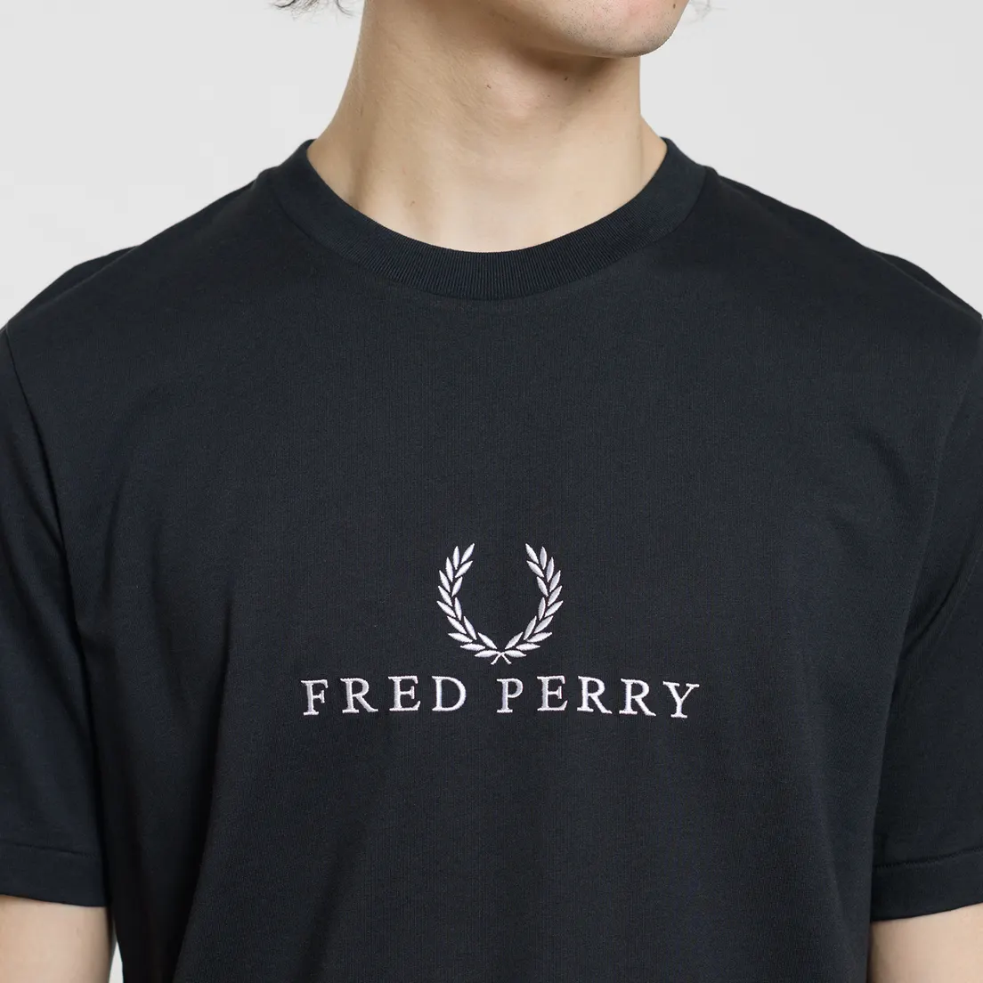 Fred Perry Мужская футболка Embroidered 90s Branding
