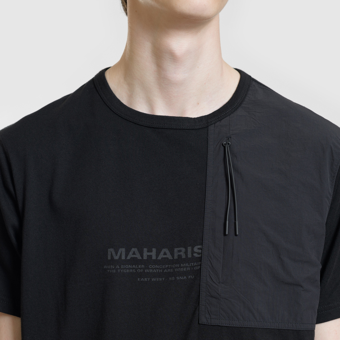 maharishi Мужская футболка Tech Travel Secure Zip Pocket