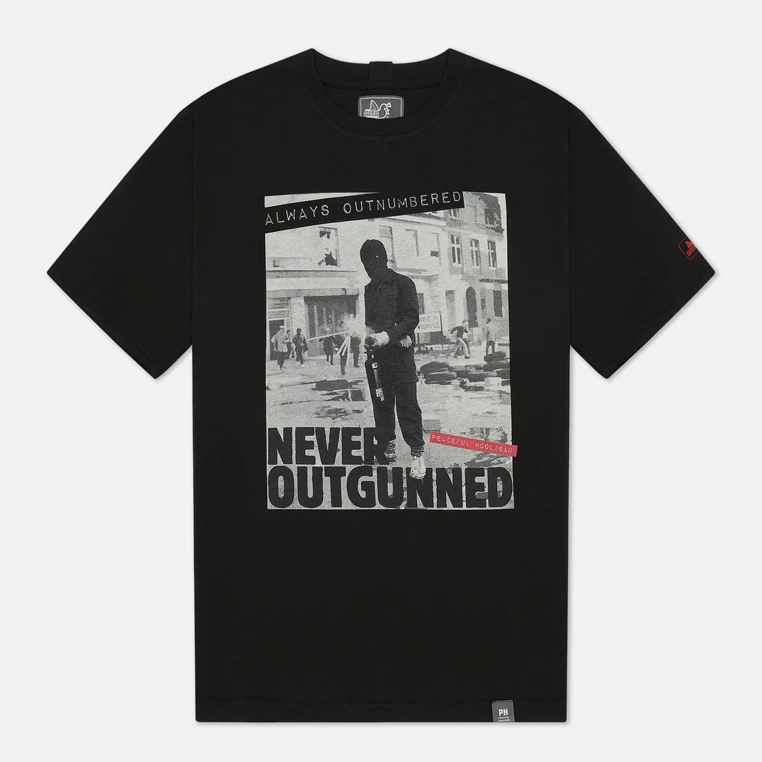 Peaceful Hooligan Мужская футболка Outnumbered