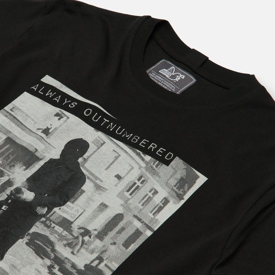 Мужская футболка Peaceful Hooligan Outnumbered Black