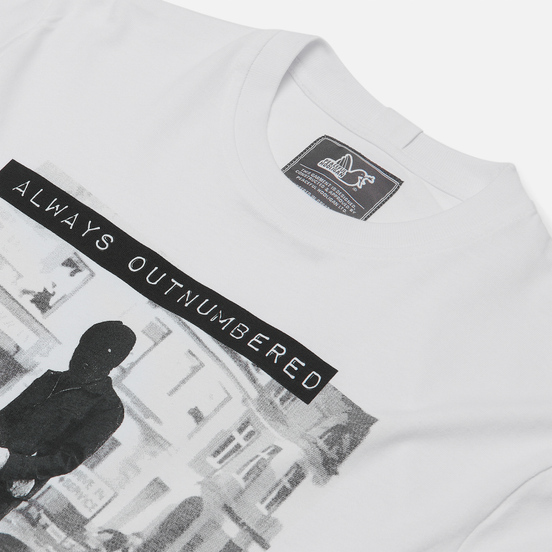 Мужская футболка Peaceful Hooligan Outnumbered White