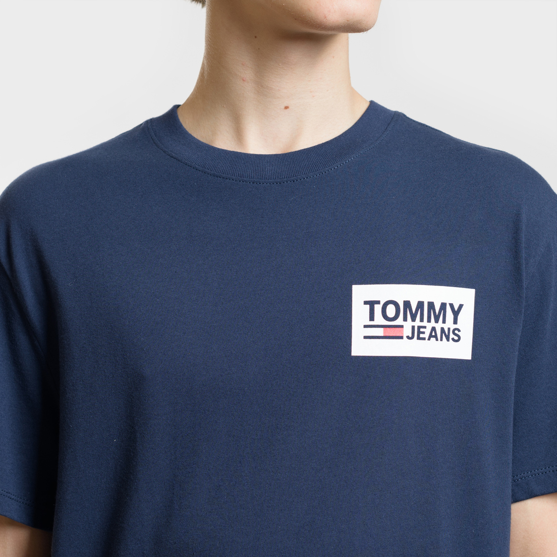 Tommy Jeans Мужская футболка Back Multilogos