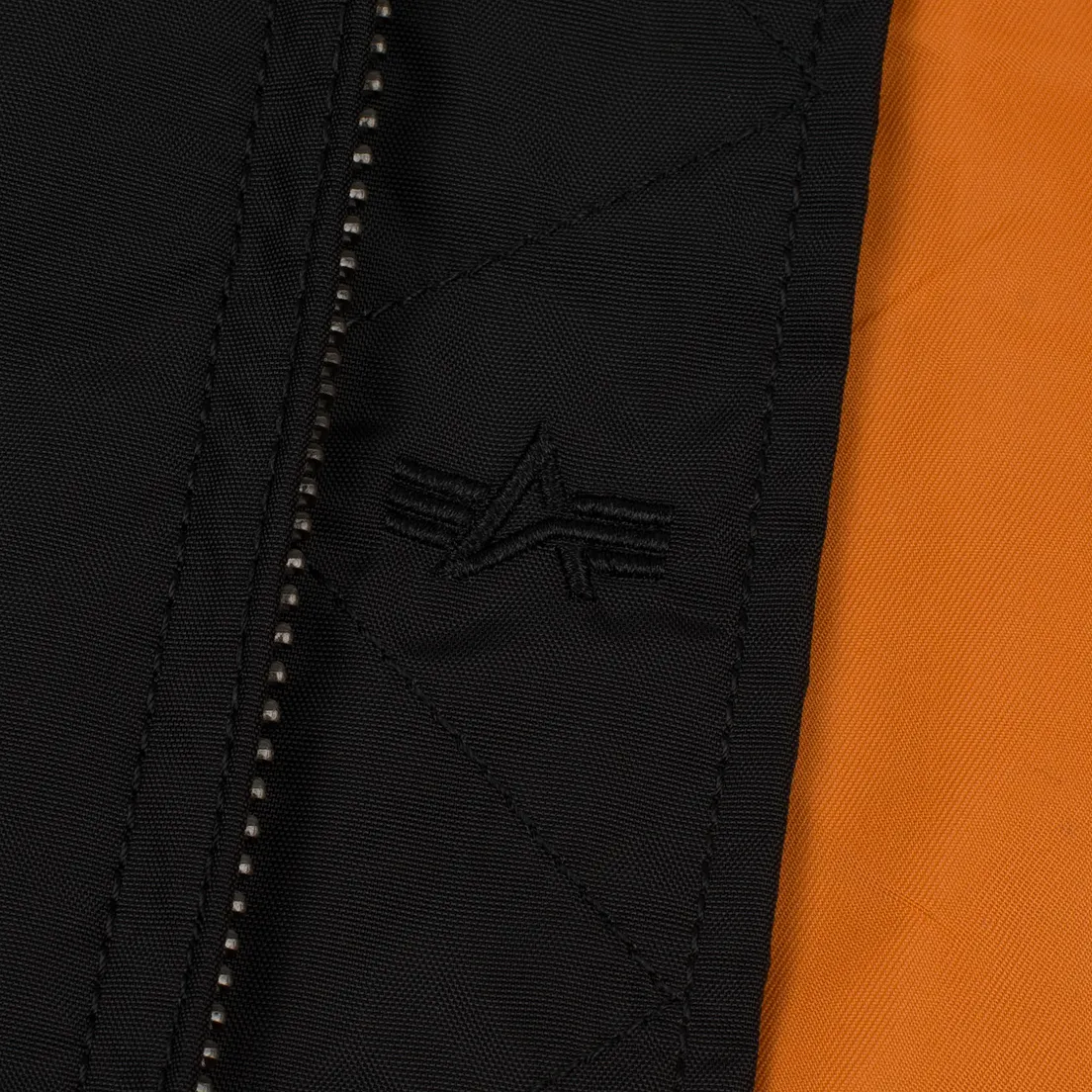 Alpha Industries Мужская куртка бомбер MA-1 TT