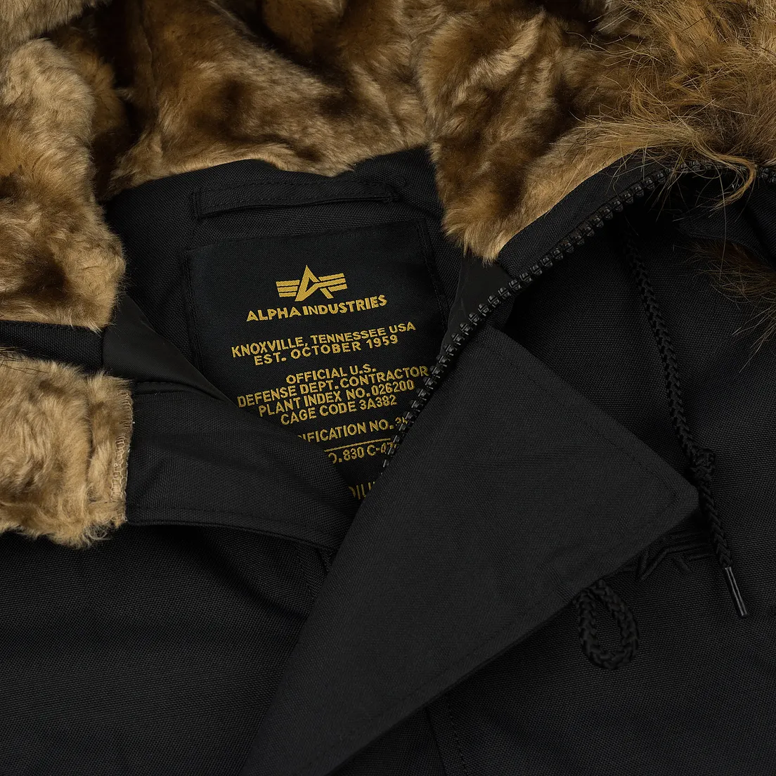 Alpha Industries Мужская куртка парка Explorer