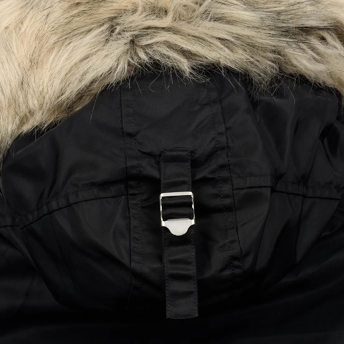 Nanamica Мужская куртка парка Harbor Down Coat