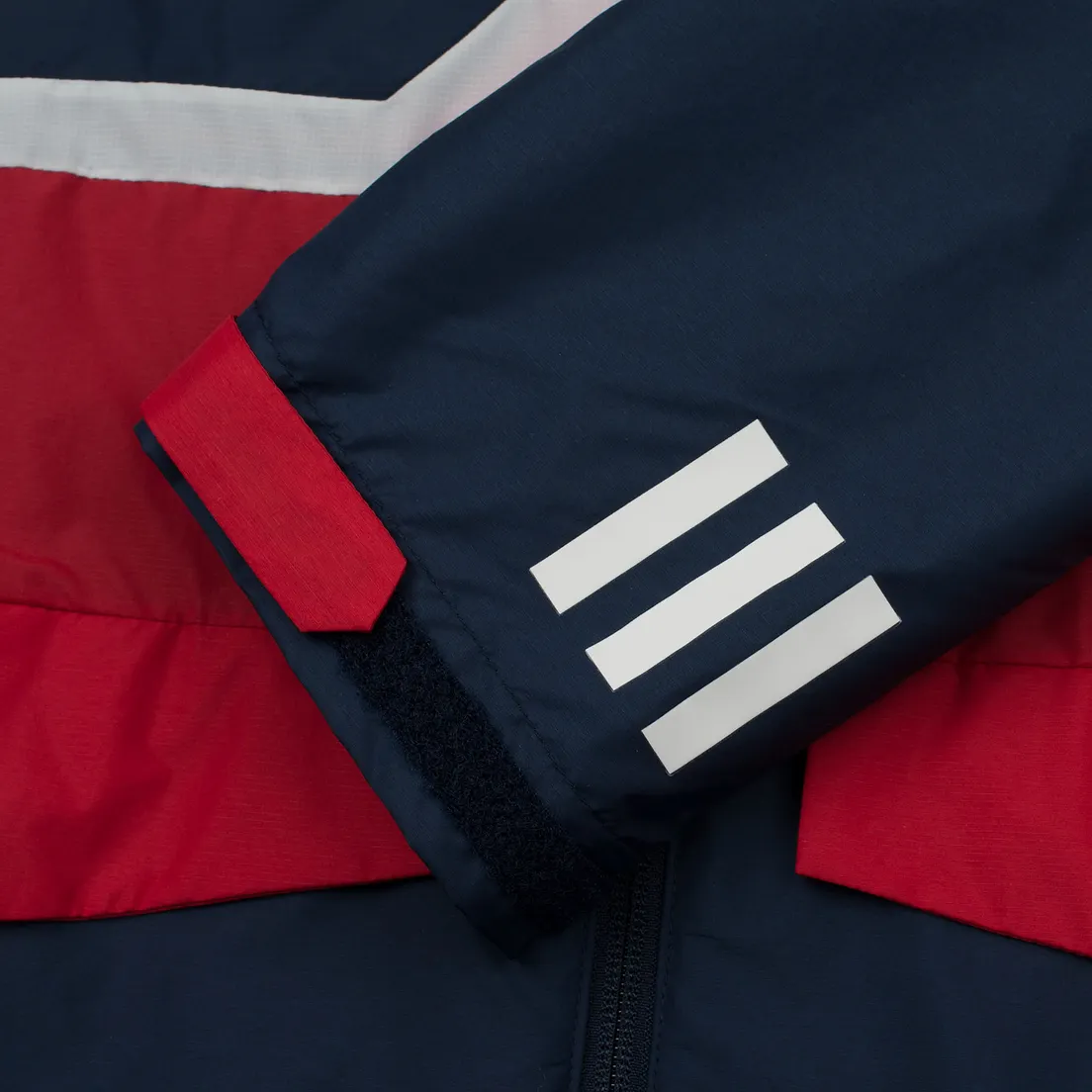 adidas Originals Мужская куртка ветровка x White Mountaineering Field