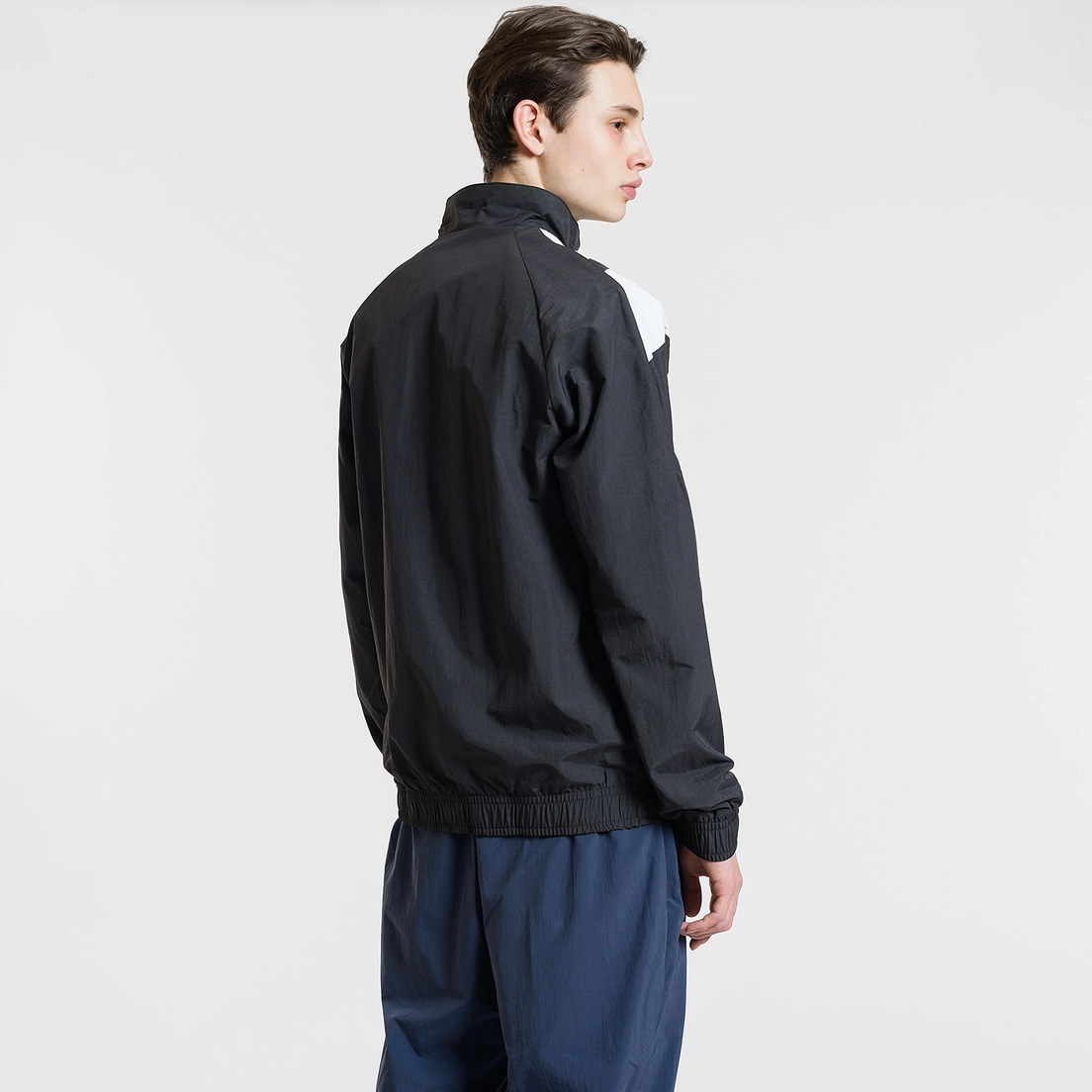 Reebok Мужская куртка ветровка Archive Vector