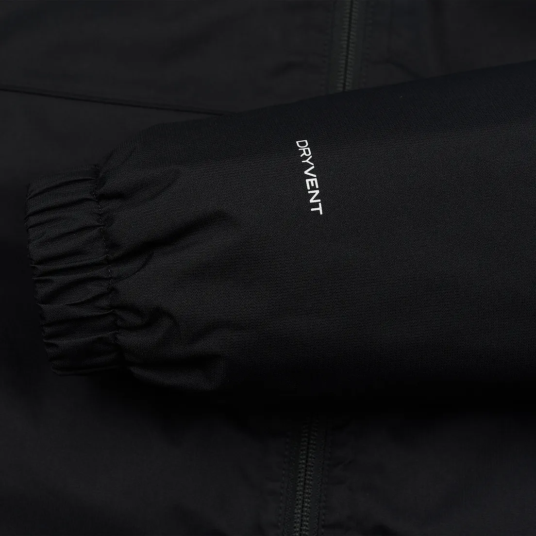 The North Face Мужская куртка ветровка Mountain Q Insul