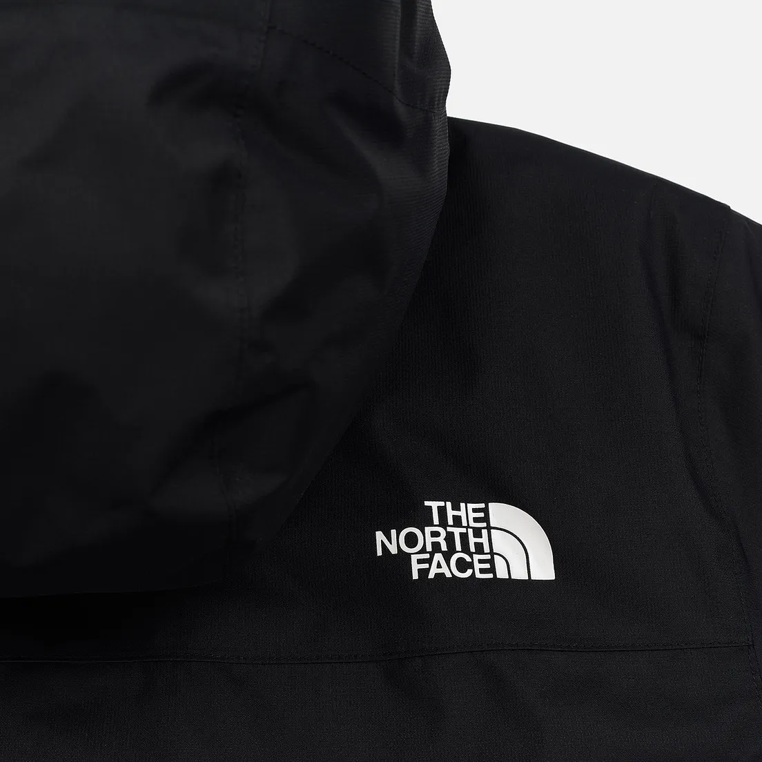 The North Face Мужская куртка ветровка Mountain Q Insul