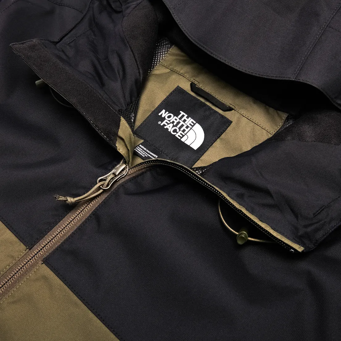 The North Face Мужская куртка ветровка Mountain Quest