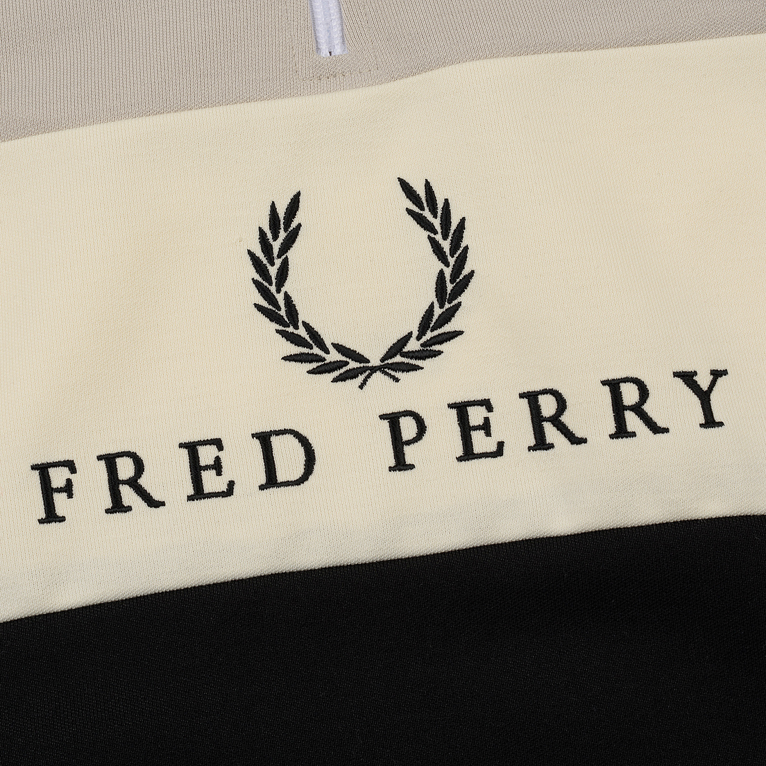 Fred Perry Мужская олимпийка Sports Authentic Embroidered Panel