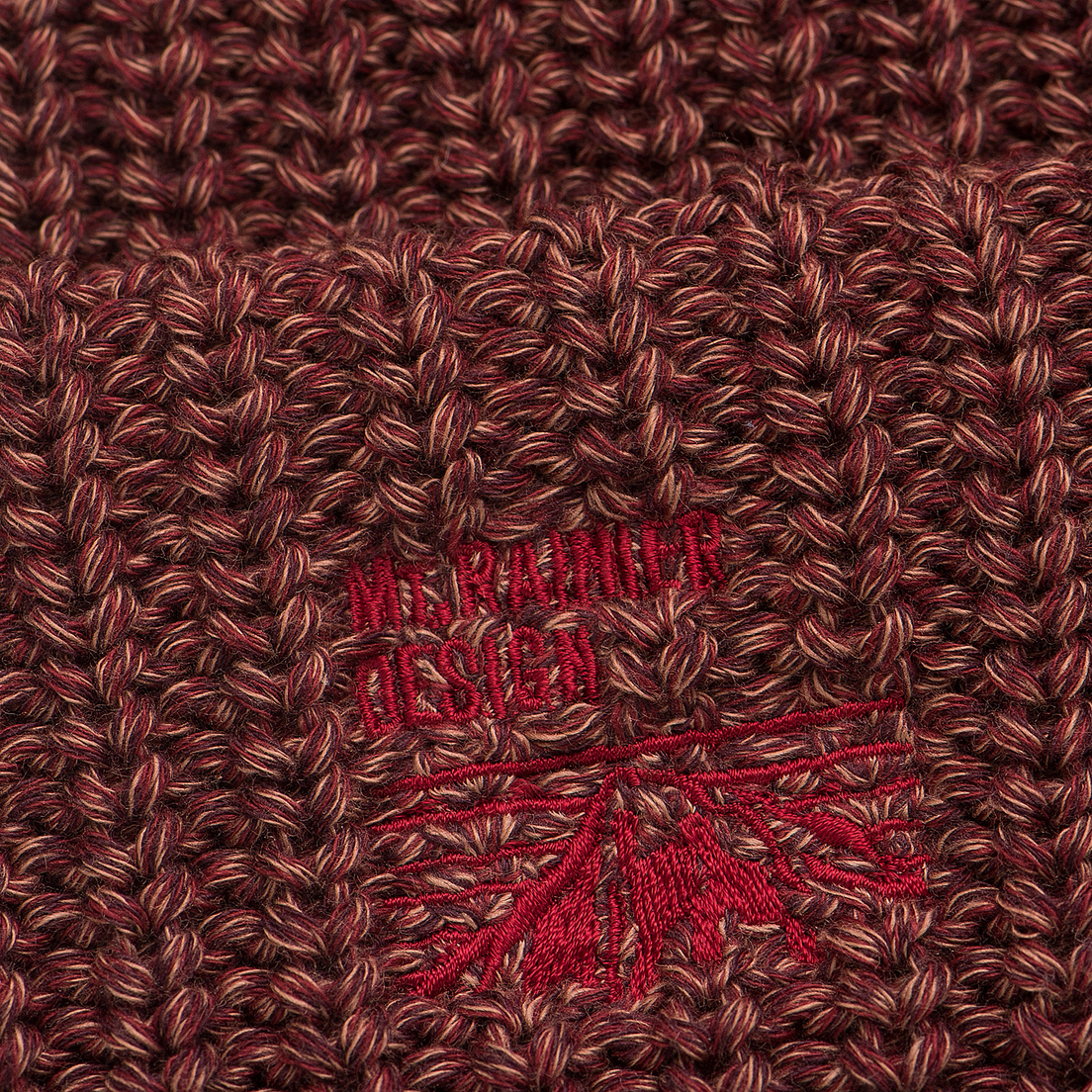 Mt. Rainier Design Шапка Knit