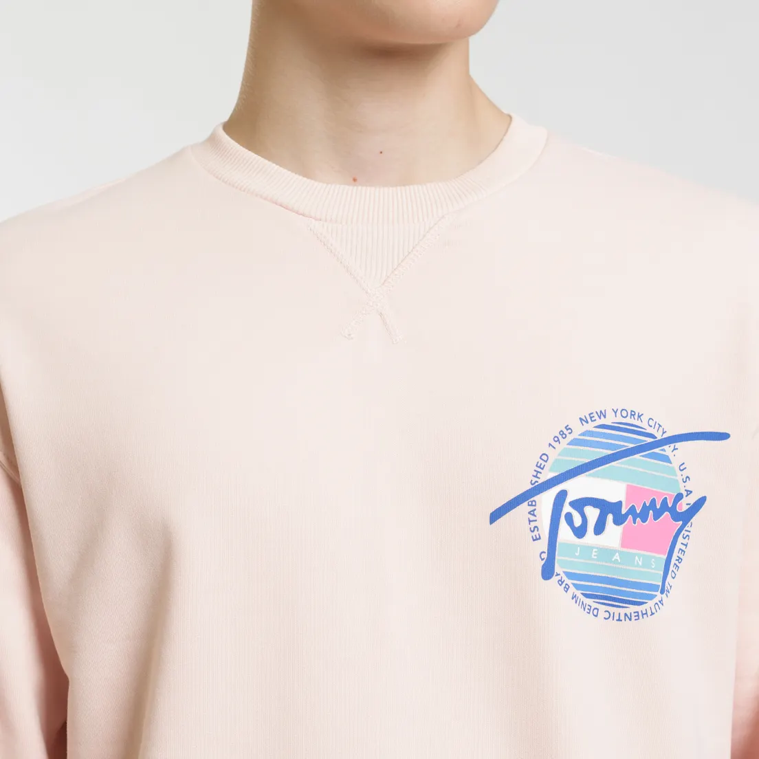 Tommy Jeans Мужская толстовка Light Washed Crew